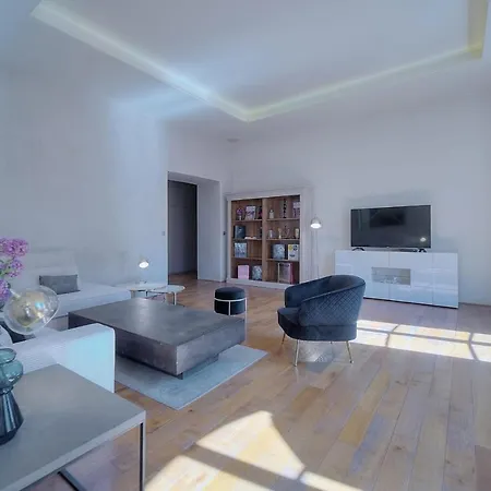 Immogroom - T5 De Standing - 130m - Terrace - Parking - Ac *